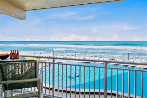 Discover the Sunshine State with Economy Rent a CarSatellite Beach